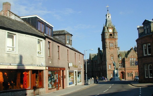 Lockerbie High Street shops - See text below